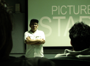 La película “El hombre de la luz” de Christian Márquez fue proyectada en el espacio Arte/Ensayo de la Escuela Nacional de Cine
